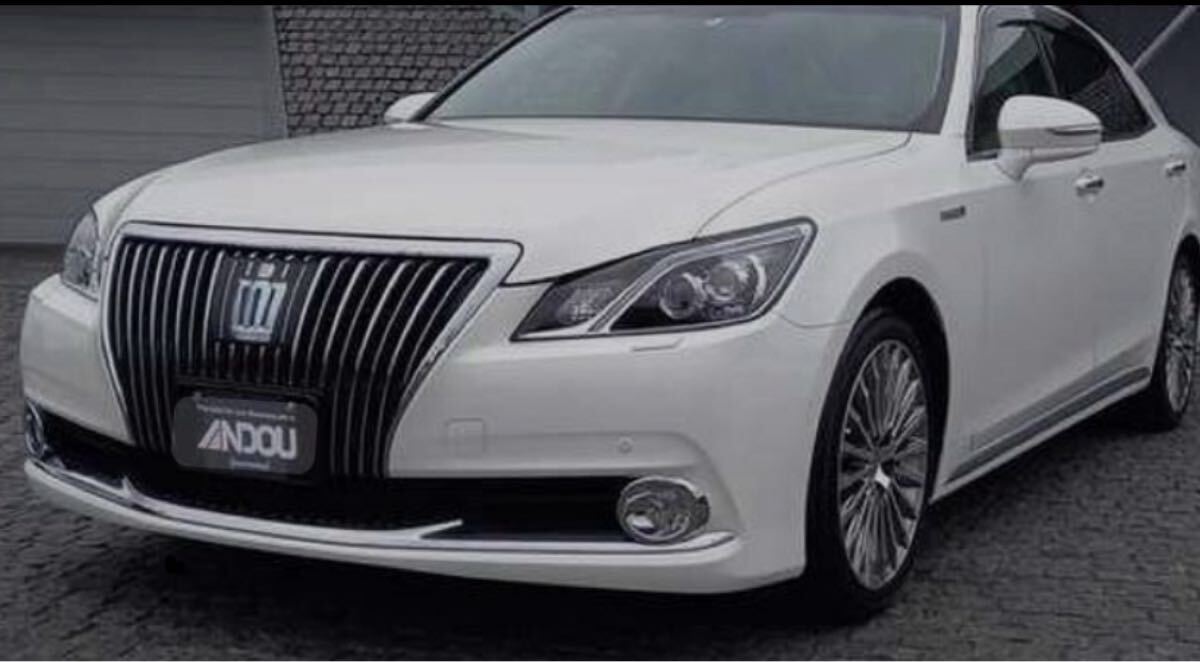 純正 GWS214/AWS215 クラウン マジェスタフロントバンパー グリル全部付(フルバンパー)GWS214/AWS215 パールホワイト色拍卖