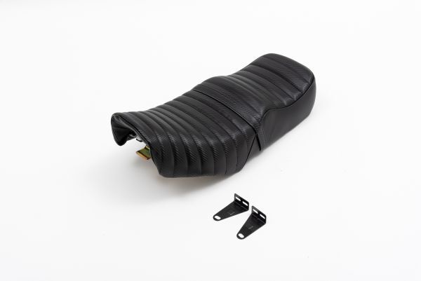 GN125 GN125H GN125-2F シート 座席 カーボン柄 ベルト付き タックロール 社外品 620拍卖