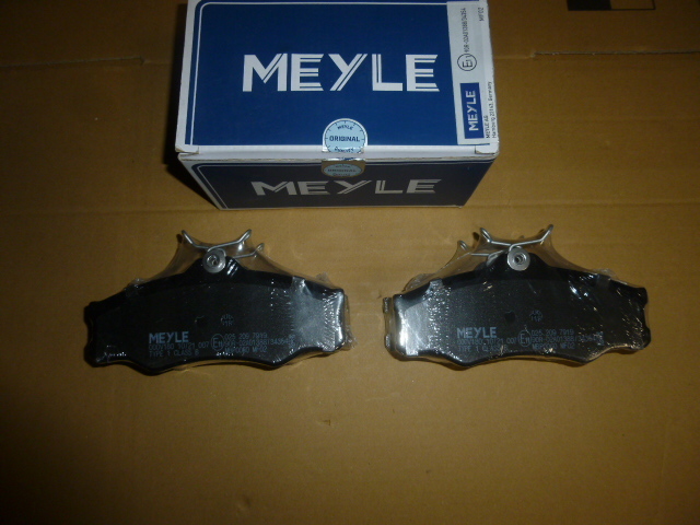 ヴァナゴンT3/カラベルT3 2.1用フロントブレーキパッド左右セット新品1台分拍卖