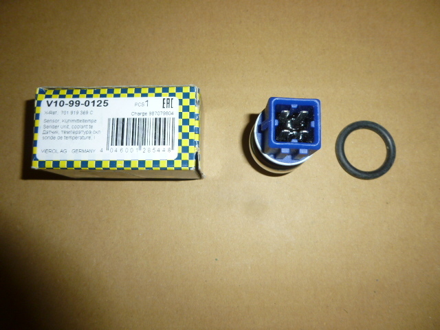 ヴァナゴンT4/ユーロバンT4/コラード/VENTO/パサート2/GOLF3用水温センサー新品4ピン青拍卖
