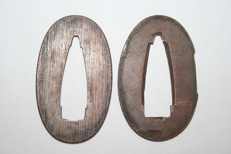 美品! 時代物本歌 銅地切羽2枚1組 厚い!W⑭拍卖