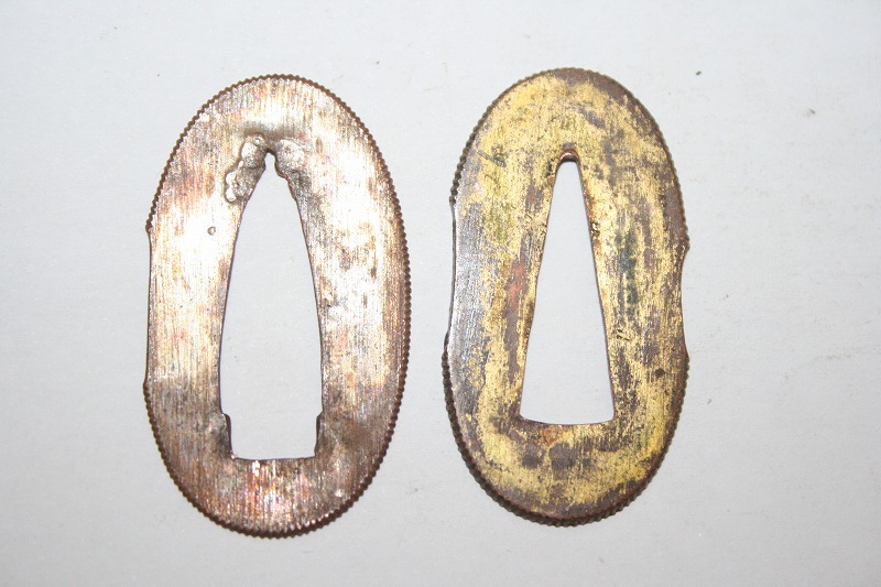 美品! 時代物本歌 銅地切羽2枚1組 厚い!W23拍卖