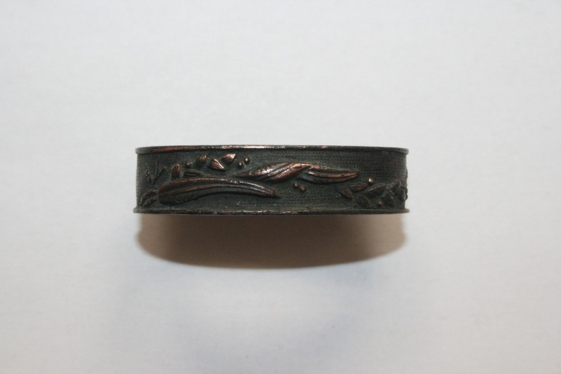 本歌時代物縁金 銅地葉図高彫り拍卖