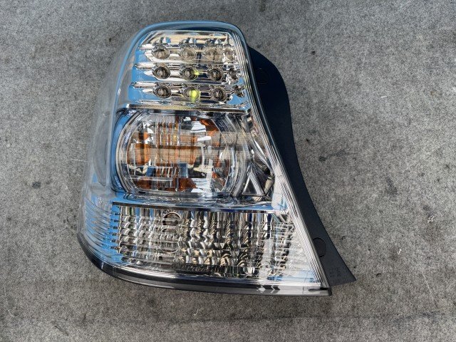 点灯OK SAI サイ DAA-AZK10 左/助手席 LED テールライト テールランプ S 782 コイト 75-12 81560-75010拍卖
