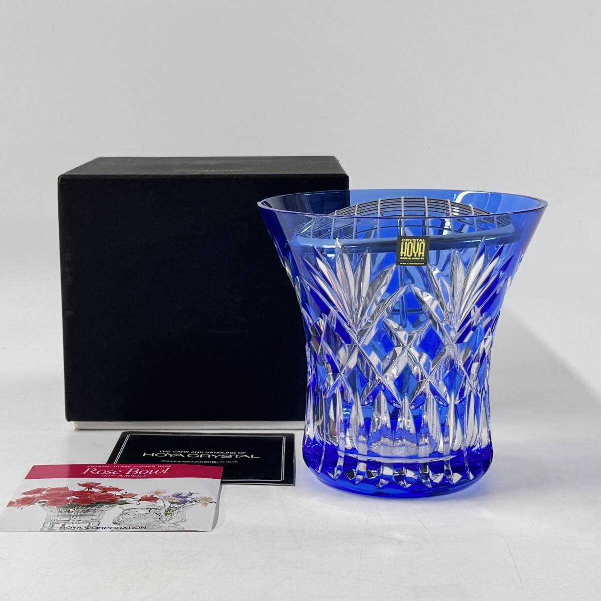 【63325Q】未使用 HOYA CRYSTAL ホヤクリスタル 色被切子 藍色 Rse Bowl ローズボウル 花留ネット付 フラワーベース 栞 現状品拍卖