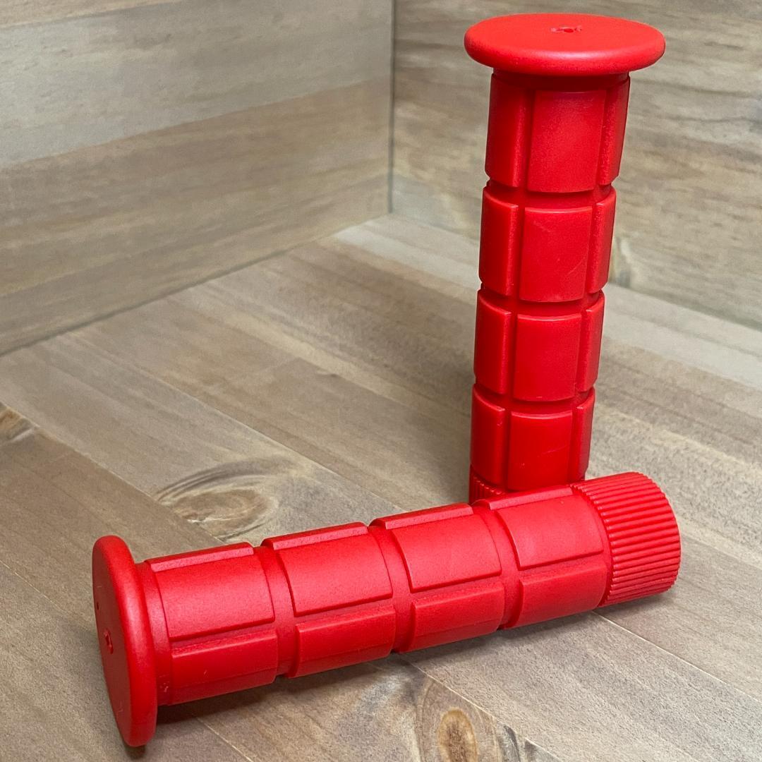 【新品】自転車 ラバー グリップ OURY風 MTB クロスバイク レッド拍卖