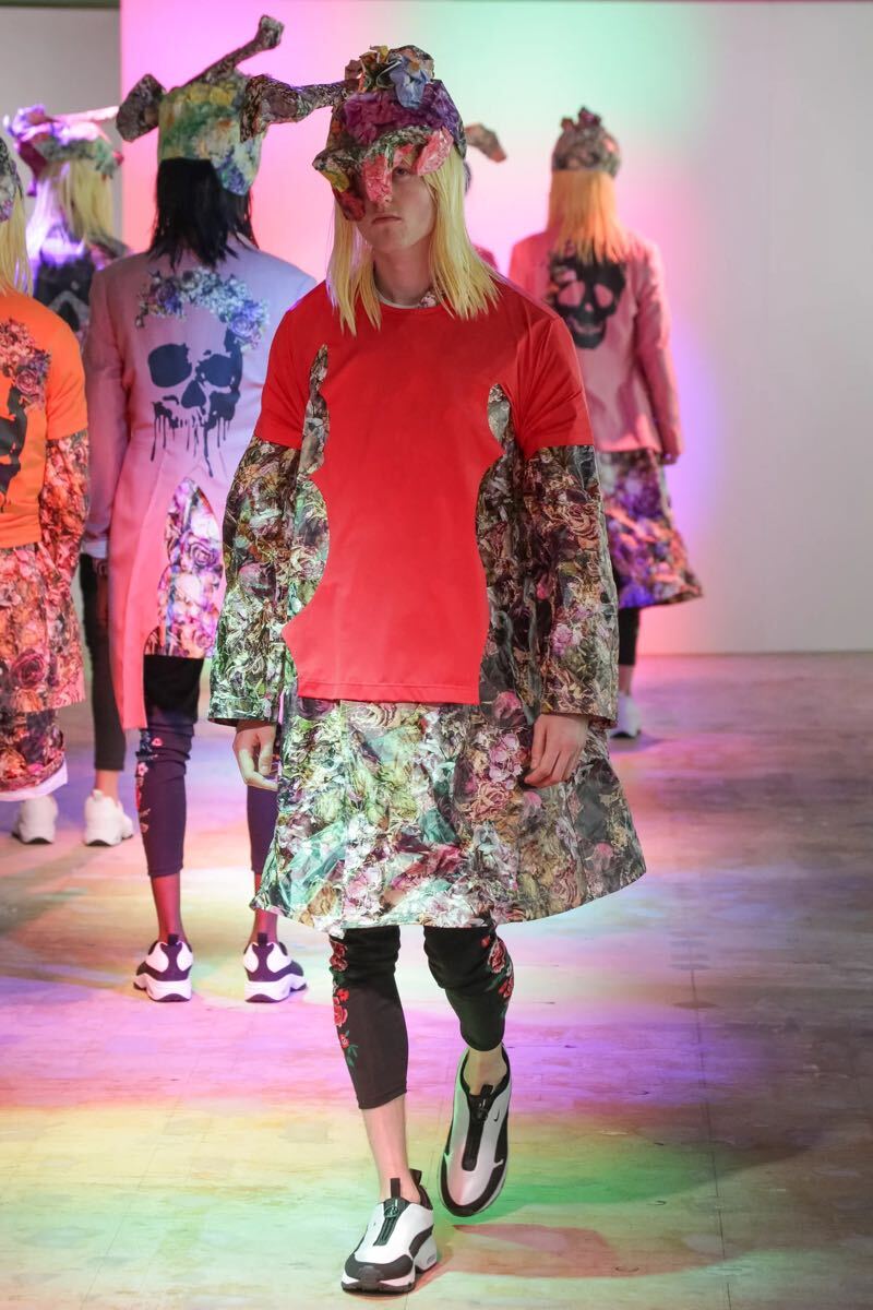 美品 22SS COMME des GARCONS HOMME PLUS コムデギャルソン オムプリュス フロントカット Tシャツ スカル フラワー M オレンジ メンズ拍卖