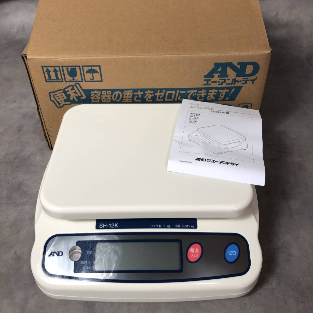 TQ063◇AND デジタルはかり◇ホワイト ひょう量:12kg 最小表示:0.005kg SH-12K SH-12K エーアンドデイ拍卖