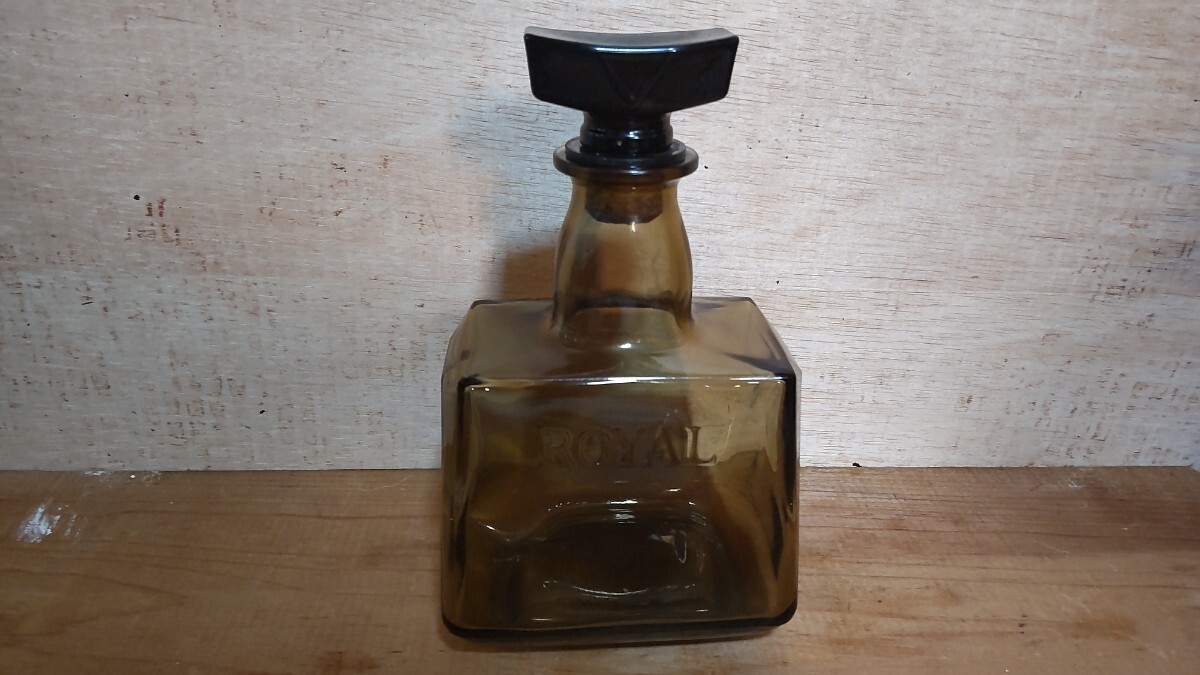 サントリー ウイスキー ローヤル 空き瓶拍卖