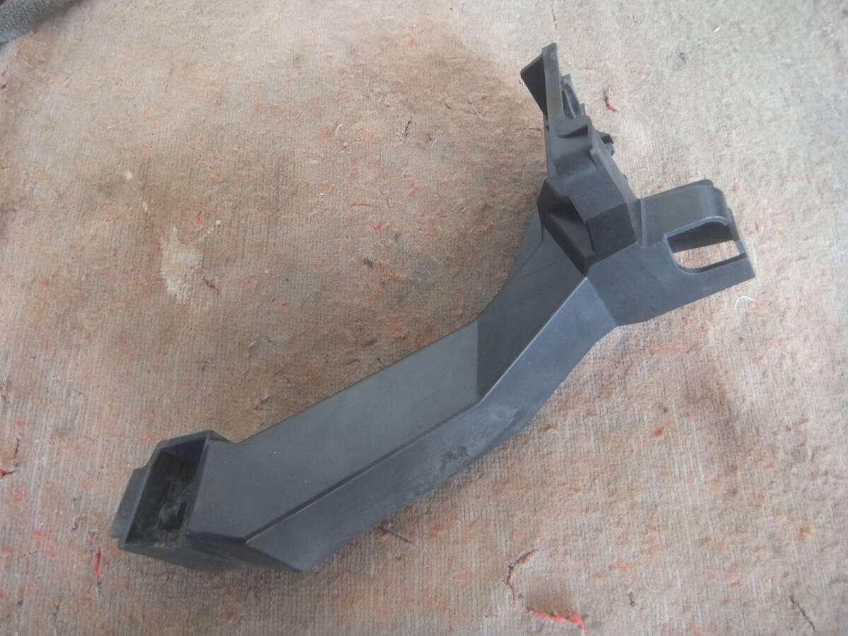 (ザ・ビートル 16CBZ) リアバンパーブラケット 左 5C5807131 拍卖