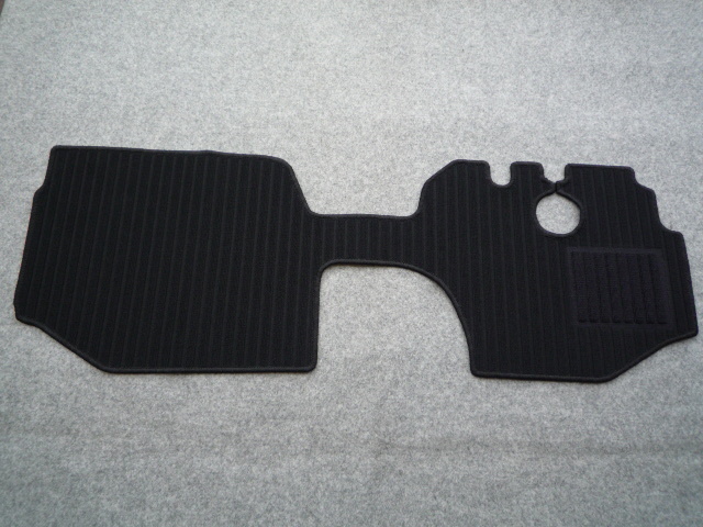 マツダ ボンゴ 2WD/4WD フロントマット 新品 ☆選べるカラー4色☆ CC1/-k拍卖