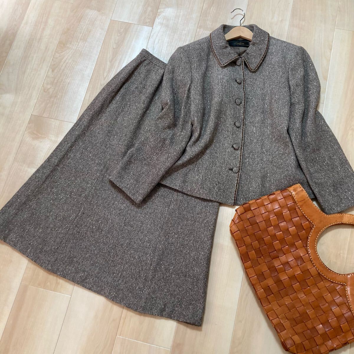 レリアン 11*美品*ちょこっとシルク混の茶系ツイードセットアップスーツ*上品&高級感*サイズ11拍卖