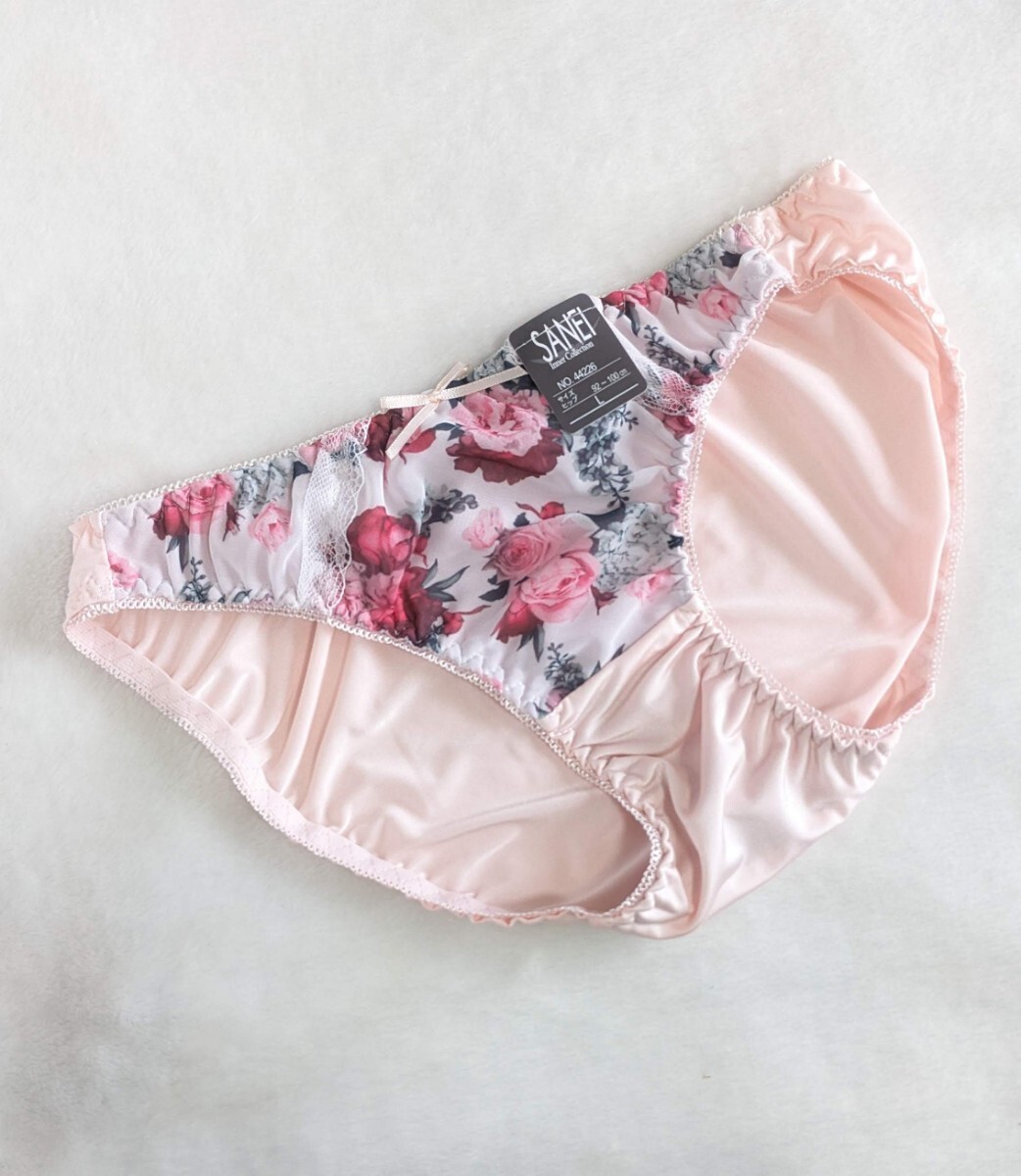 お泊まりに☆キュートなパンティ未使用L☆フロントきれい薔薇柄☆パウダーピンクベージュ☆匿名配送可☆タグあり☆拍卖