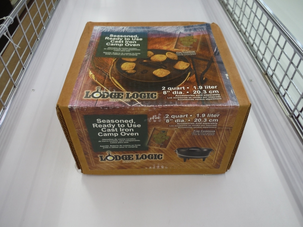 ○BEg LODGE -CAST IRON - ロッジ 8Inch/2Quart CANP DUTCH OVEN 20.3cm/1.9L ダッチオーブン 足有り 未使用 鳥取県 引取歓迎拍卖