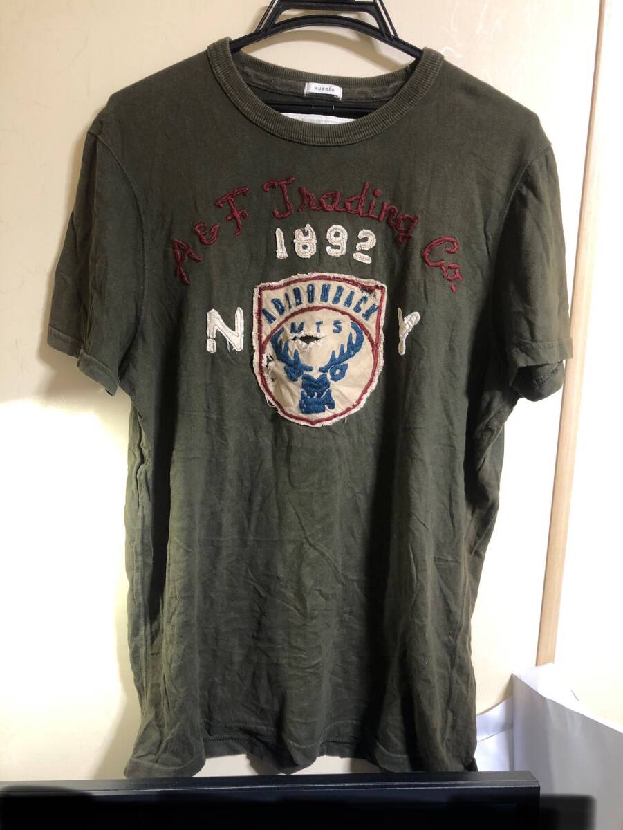 《未使用》Abercrombie&Fitch アバクロンビー&フィッチ★ブランドロゴ*半袖Tシャツ*カットソー**サイズXL拍卖