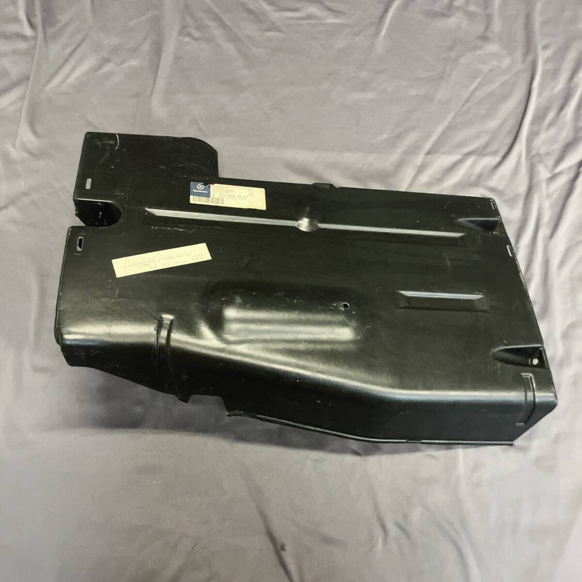 ベンツ S-1024 ◎ 未使用品 Mercedes-Benz プロテクティブ カバー A 124 478 12 37 Eクラス W124 C124 A124 300E 300CE 保護 燃料 ポンプ拍卖