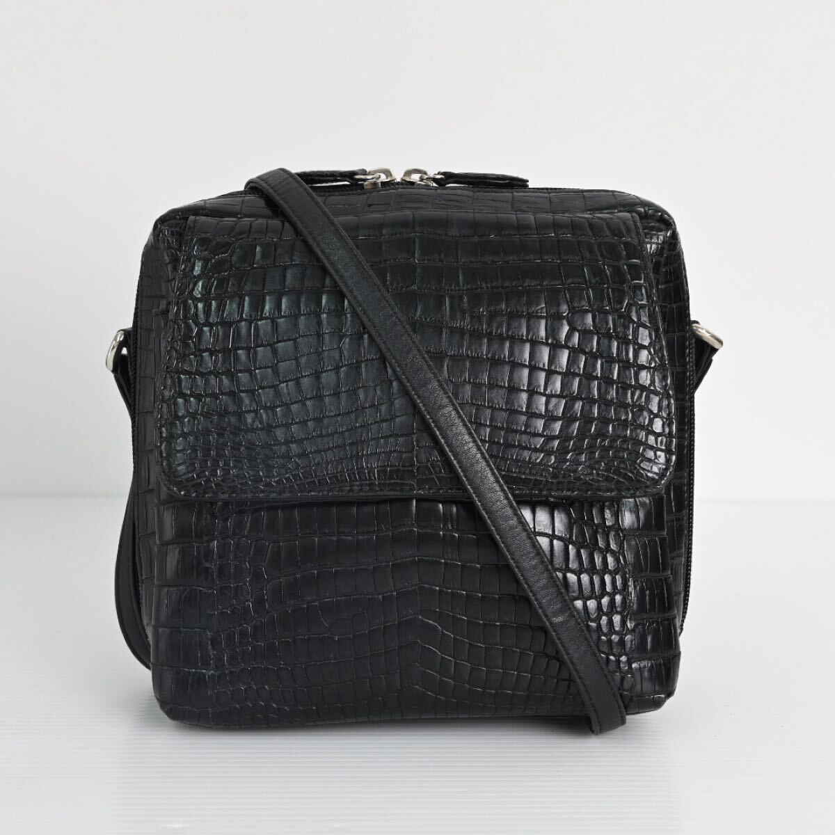 クロコダイル crocodile ショルダーバッグ ブラック 鰐 黒 拍卖