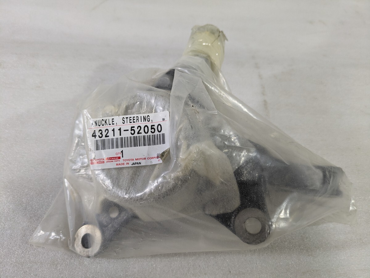 トヨタ純正 未使用品 共用 ステアリングナックル RH 右側 43211-52850 棚番G-1130拍卖