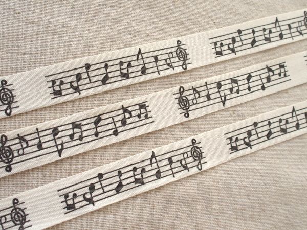即決 0.5mより リボン 楽譜 音楽 ☆ハンドメイド☆手芸用品 テープ拍卖