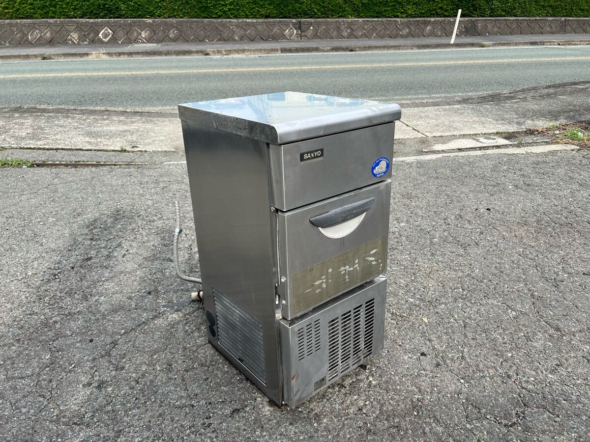 即決【7】★全自動製氷機★ サンヨー SANYO SIM-S28 キューブアイスメーカー 業務用 現状品 ジャンク拍卖