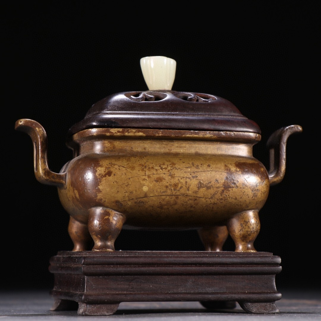 唐物 大明 宣德年製 銅胎冠耳 小琴爐 銅製品 銅器 極細工 古美術品 時代物 中国古玩 骨董品 D67拍卖