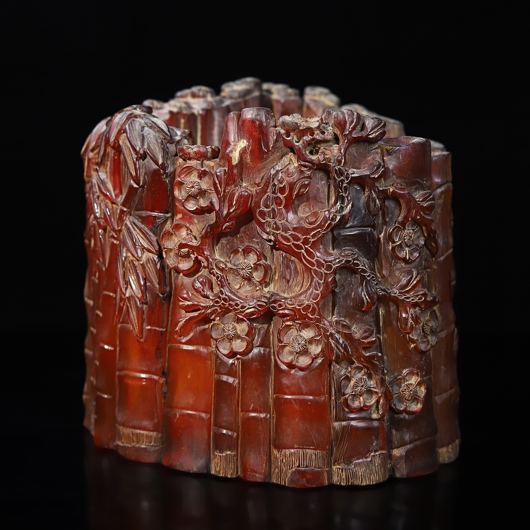 唐物 清 乾隆年製 牛角 彫刻 松竹梅 筆立て 筆道具 文房具 置物 極細工 時代物 中国古玩 骨董品 D67拍卖