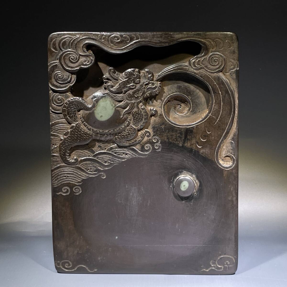 唐物 中國四大名硯-端硯 麒麟踏天端硯 彫工細膩 包漿老道 極細工 古美術品 時代物 中国古玩 骨董品 D67拍卖