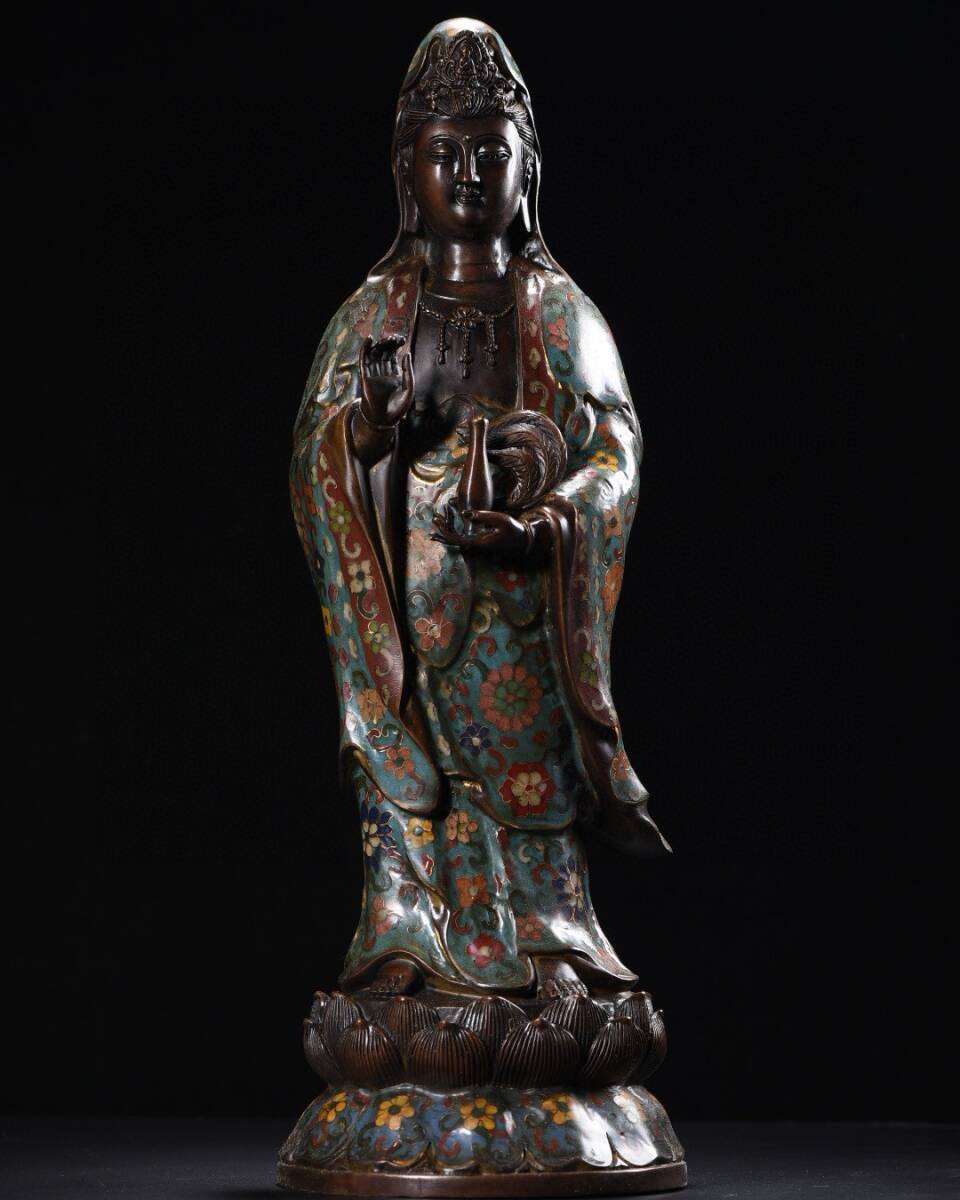 唐物 清 乾隆年制 景泰藍 観音菩薩 造像 仏像 奉納されていた 供養品 銅製 古美術品 時代物 中国古玩 骨董品 D67拍卖