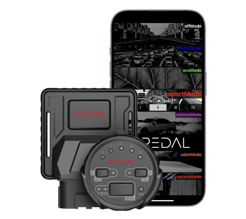 IOPEDAL 簡単取付 スロコン スロットルコントローラー アウディ A1 S1 A3 S3 RS3 A4 S4 RS4 A5 S5 RS5 A6 S6 RS6 A7 S7 RS7 A8 S8拍卖