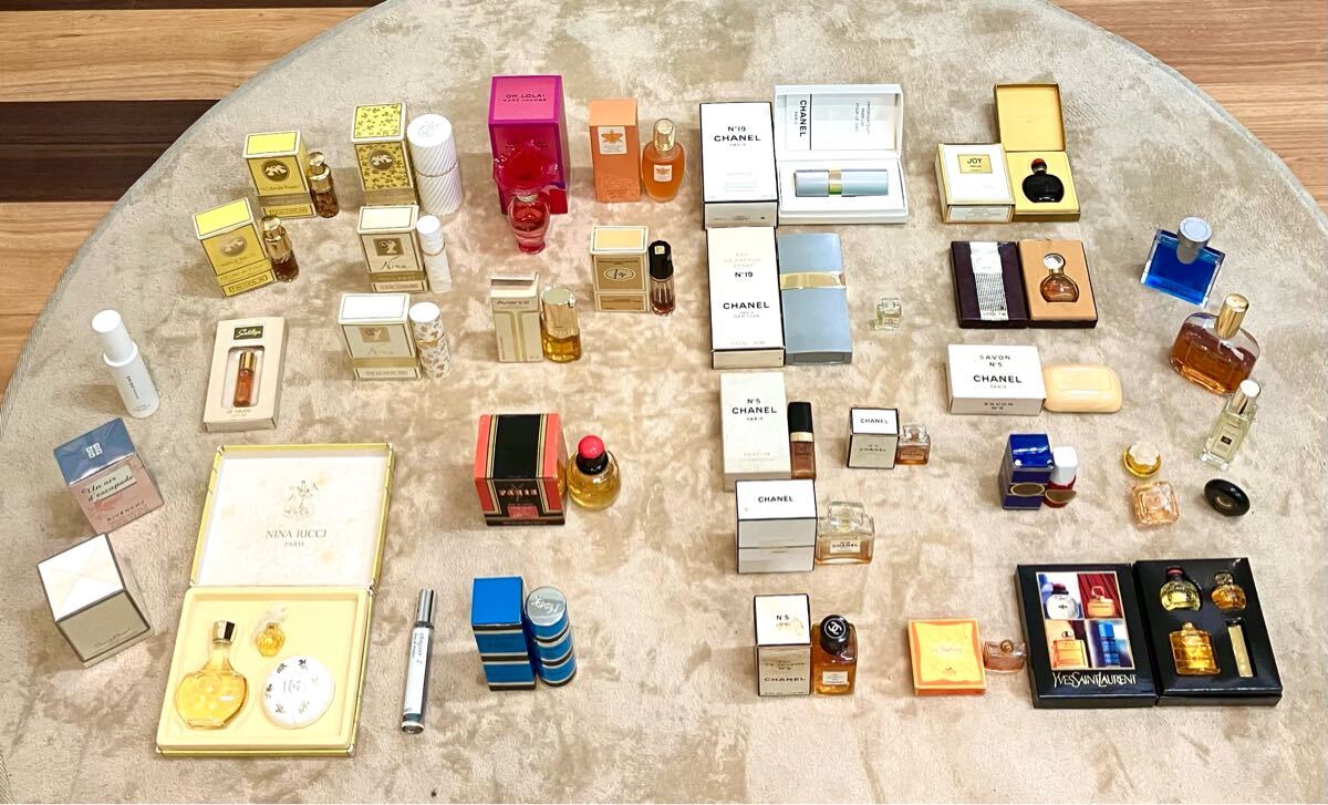 香水と化粧品などおまとめ2 シャネル ニナリッチ イヴサンローラン ジバンシー拍卖