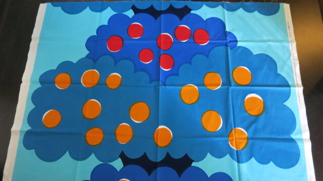 クリックポスト送込♪マリメッコ♪marimekko♪レア廃盤 マイヤイソラ 水色地 MAX JA MORITZ 柄 布 生地 クロス ハンドメイドに拍卖