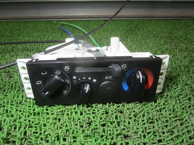 フォワード PDG-FTR34T2 エアコンスイッチ エアコンパネル 8-98041-319-2 TTT /50272拍卖