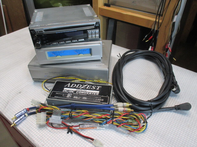 アゼスト 当時の最高峰 アナログ アンプレス DRX9255 & CDチェンジャー ブルーイルミの パワーメーター !! 贅沢なセットです!拍卖