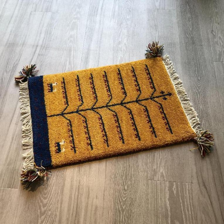 高級手結び絨毯 GABBEH ギャッベ 40×60cm ウール 玄関マット おしゃれ カーペット 絨毯 ハンドノット ギャベ ラグ 段通 キリム 53拍卖