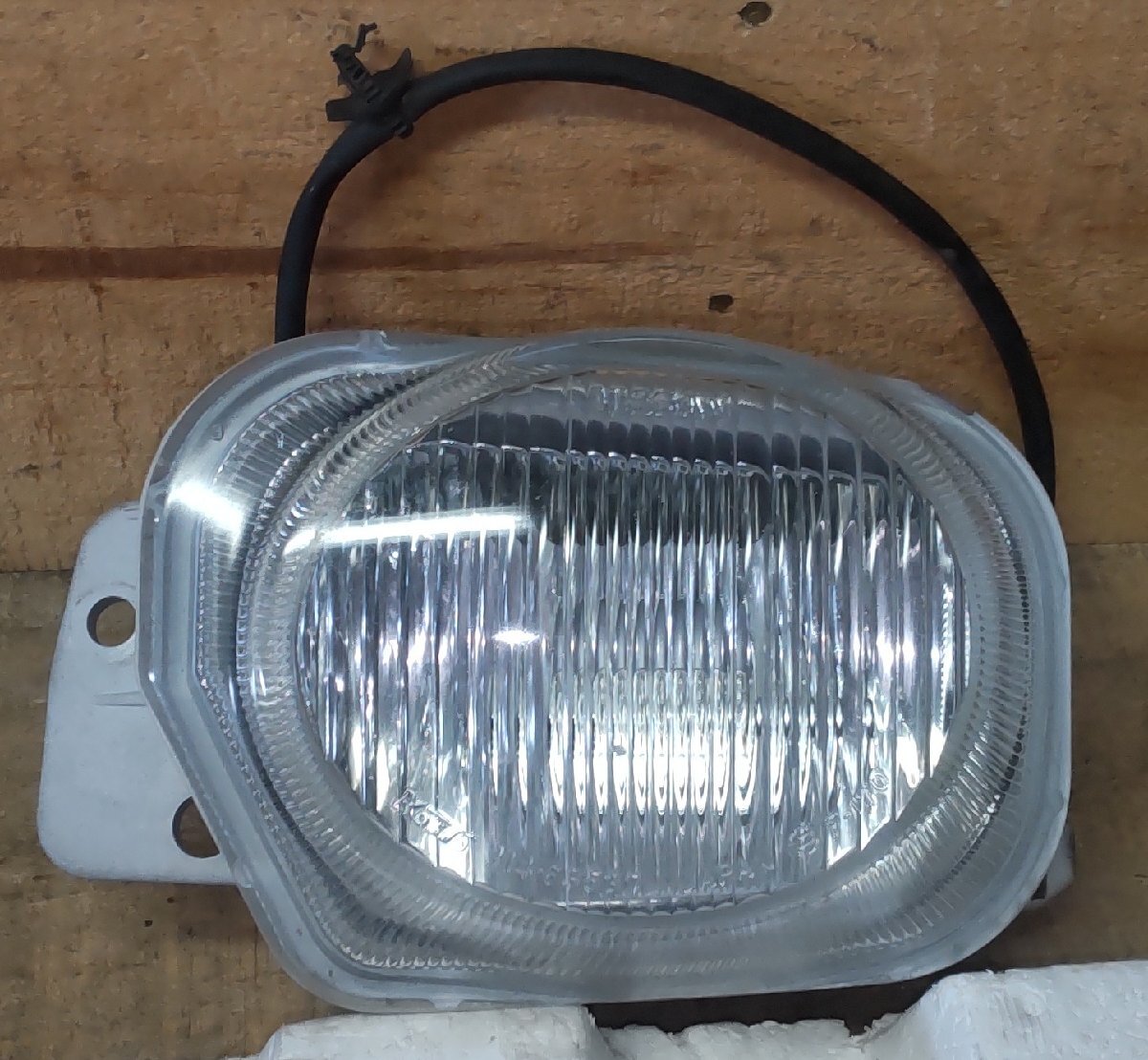 左 フォグランプ 日産 グロリア 300VL HY34 H11/7 KoiTo 114-63537 26150-AG225 中古 16006781拍卖