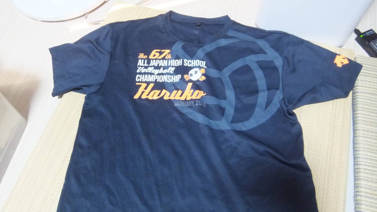 R070611 断捨離 処分「67回 春高バレー 記念Tシャツ2 015年 保管品 デサント拍卖