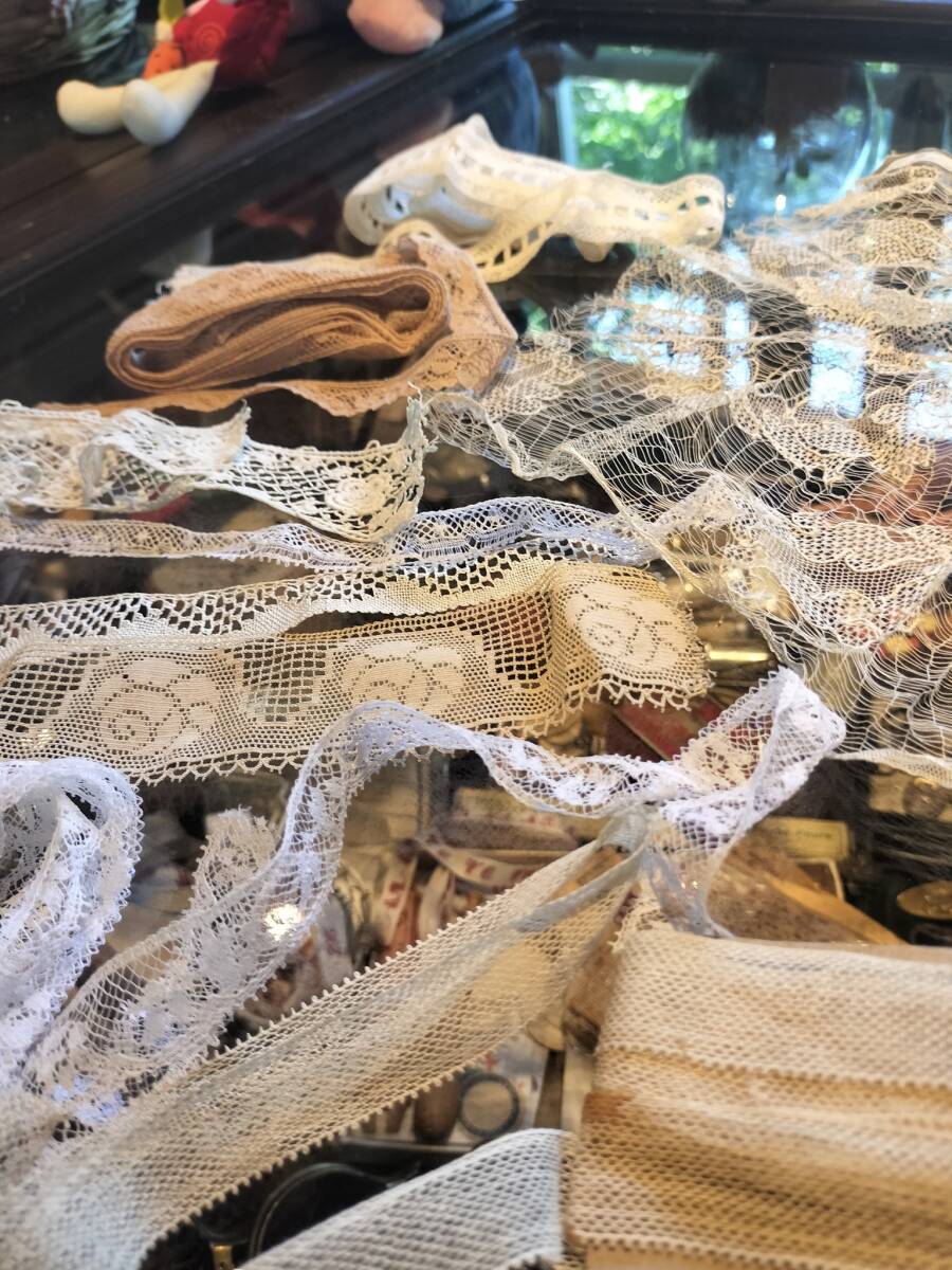 フランス アンティーク 薔薇模様 奇麗なレース お花 タグ付き ナチュラル ベージュ 9種類 サーモンピンク12M38cm!拍卖