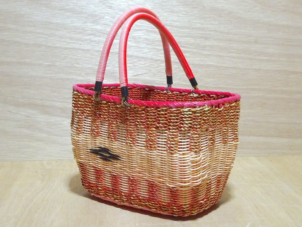 ■即決■ 昭和レトロ 買い物かご ピンク系 ビニールワイヤー 籠 篭 カゴ バスケット レトロ アンティーク拍卖