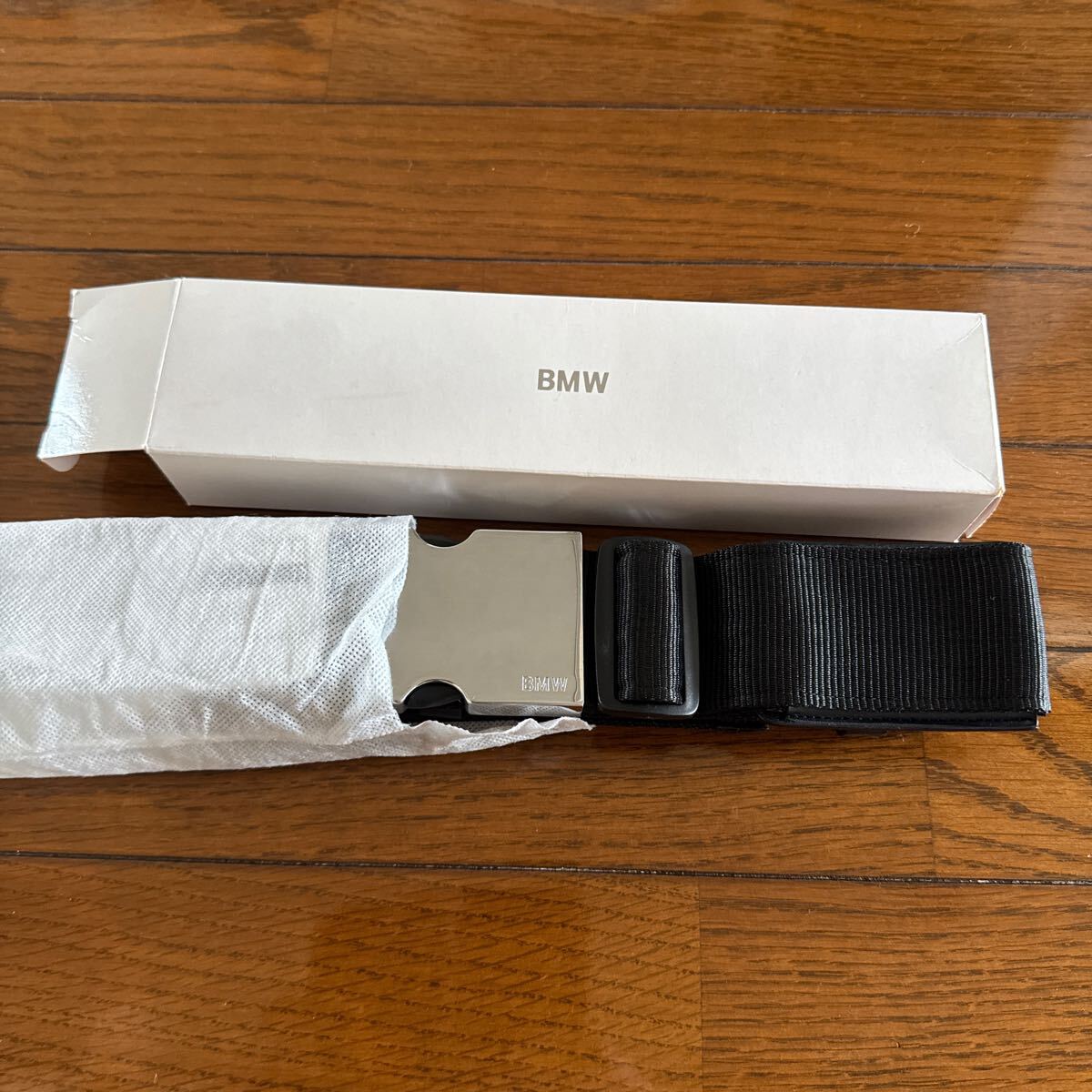 送料無料 BMW ノベルティ スーツケースベルト拍卖
