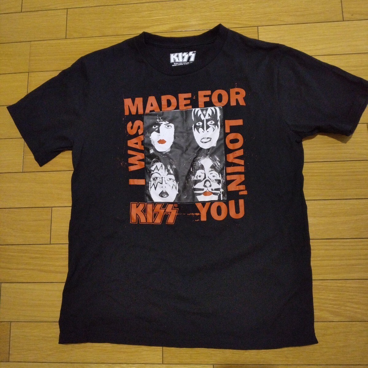 バンドTシャツ KISS キッス 「ラヴィン・ユー・ベイビー」 Mサイズ拍卖