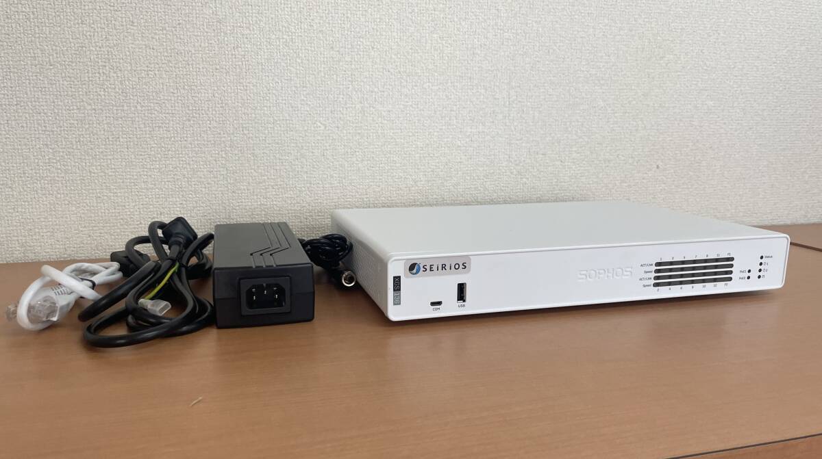 ②☆SEiRiOS SOPHOS XGS 136☆ファイアウォール アプライアンス☆ライセンス期限2029年/工場出荷時状態☆T0000943-3拍卖