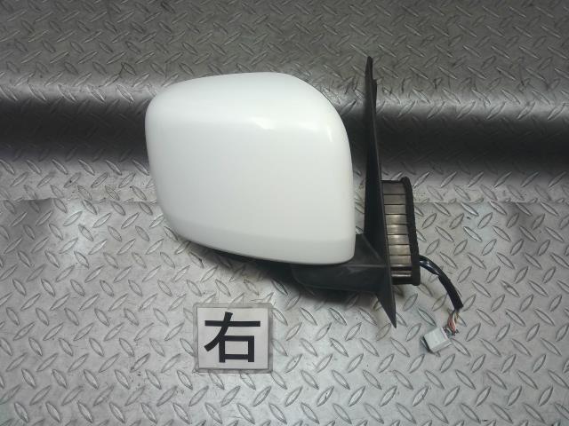 スズキ(SUZUKI)※同梱不可※スペーシア MK42S 右サイドミラー 右ドアミラー カラー 2BT 品番 84701-81MA1-26U拍卖