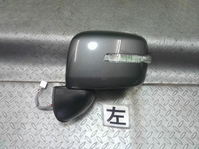 スズキ(SUZUKI)※同梱不可※スペーシア MK53S 左サイドミラー 左ドアミラー カラー ZVC 品番 84720-79R26拍卖