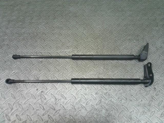 トヨタ(TOYOTA)※同梱不可※ウィッシュ ZNE14G バックドアダンパー左右セット 品番 68950-0W221 動作OK拍卖