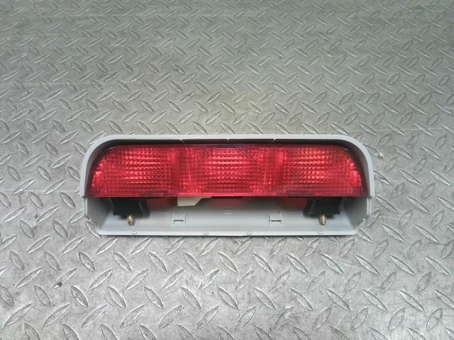 三菱(MITSUBISHI)※同梱不可※eKワゴン H81W ハイマウントストップランプ 品番 MR416959 純正拍卖