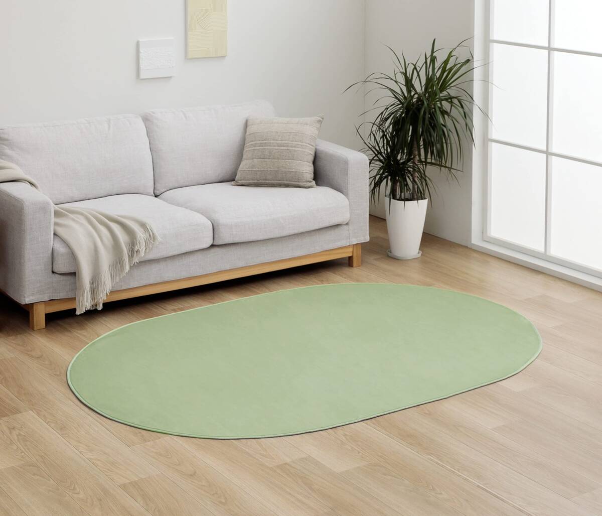 イケヒコ ラグ カーペット シンプル カジュアル 無地 カバー P2 スカイグリーン 約140×200cm楕円 可愛い 楕円形 抗菌 防臭 フラ拍卖