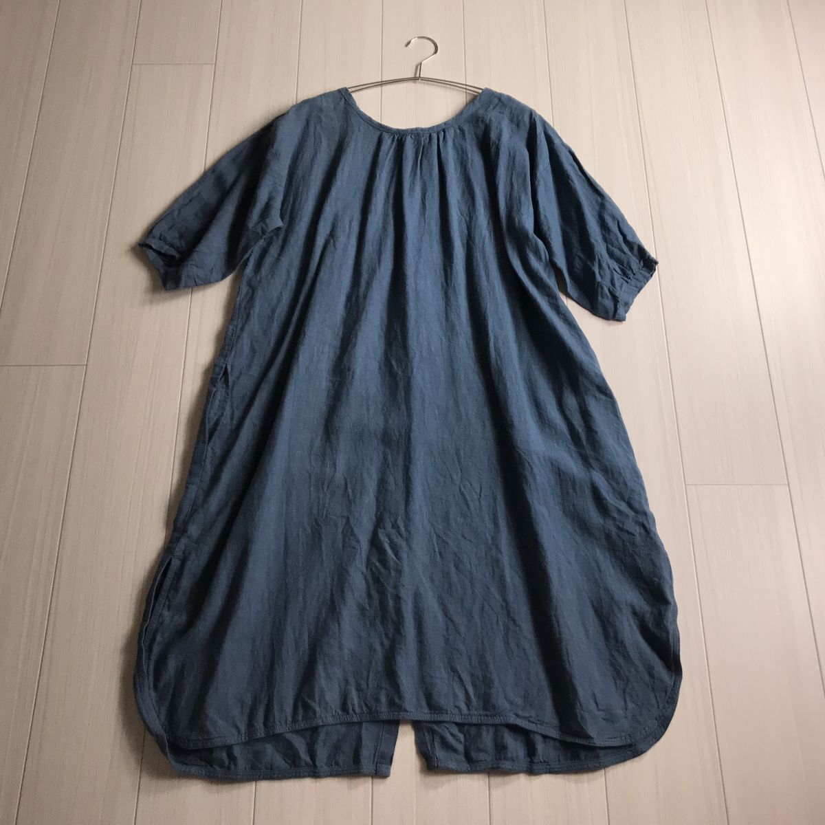 ○ 新品 a'koloni リネン100%麻 ワンピース 横幅ゆったり 体型カバー拍卖