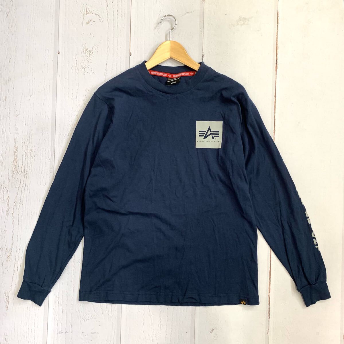 D ▼ 都会のカジュアルウェア '着心地抜群' AVIREX アビレックス 長袖 Tシャツ / カットソー size:M ロングスリーブ ロンT トップス拍卖