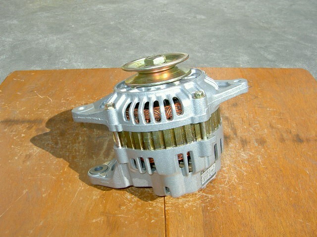 プロシード、プロシードマービー、UF66M/UV66R/UV56R用オルタネーター(ダイナモ)リビルト品 A5T02677、G615-18-300拍卖