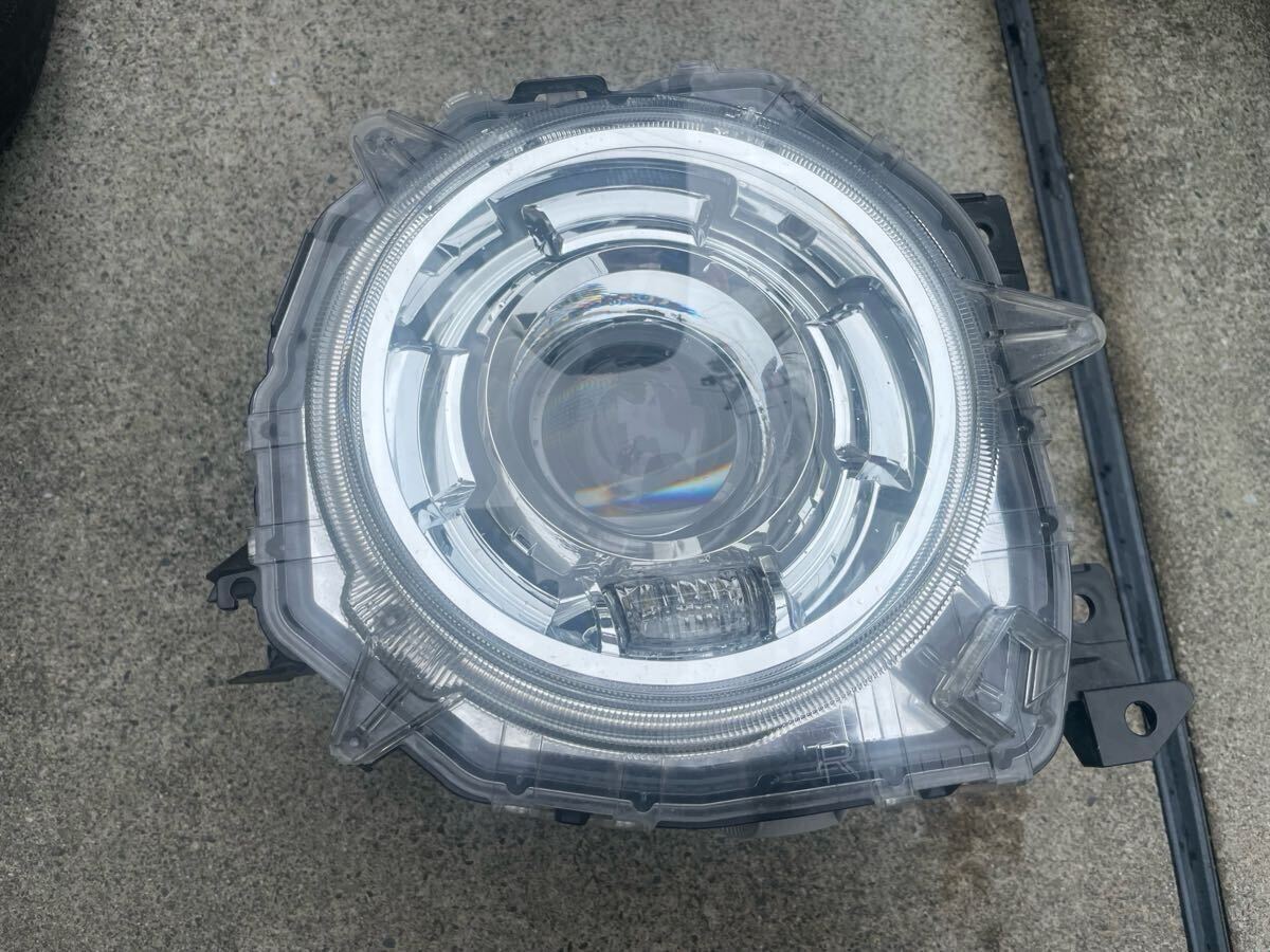 SUZUKI スズキ 純正 JB64W ジムニー JB74W ジムニーシエラ LED 右 右側 運転席側 ヘッドライト ヘッドランプ KOITO 100-5938G拍卖